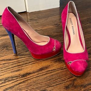 Color Block Audrey Brooke Pumps